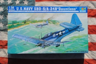 Trumpeter 02243  U.S.Navy SBD-5/A-24B DAUNTLESS